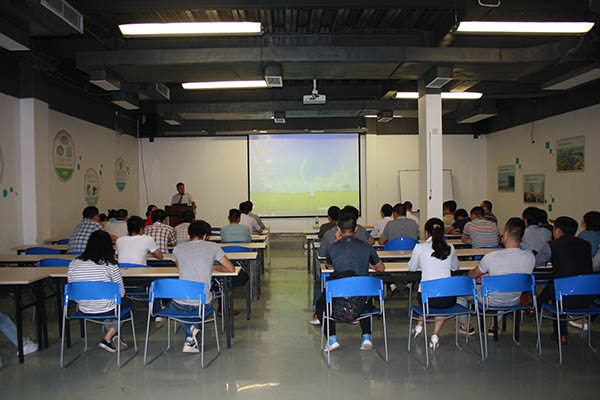 1491874662751328.jpg IMG_2828劉董作總結(jié)發(fā)言.jpg